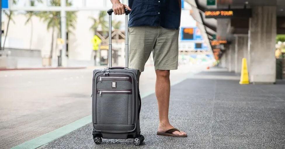 15 Types of Luggage Bags To Use For Traveling